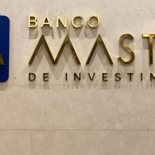 PGR pede a Fachin abertura integral dos processos do caso Master
