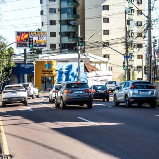 Prefeitura instala radar de velocidade na Rua Padre Agostinho em Curitiba