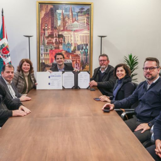Sanepar e Curitiba firmam convênio para asfaltar acesso à ETE Atuba Sul