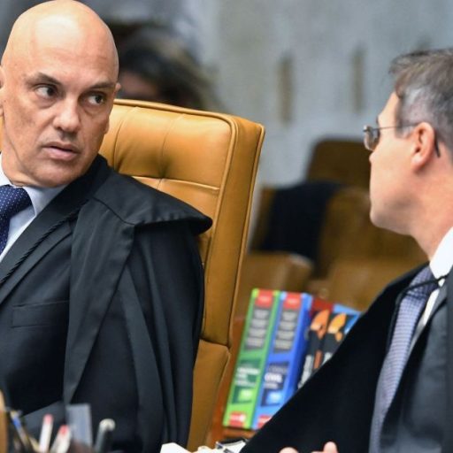 Fachin retira relatoria de fake news de Moraes e marca sessão para investigação
