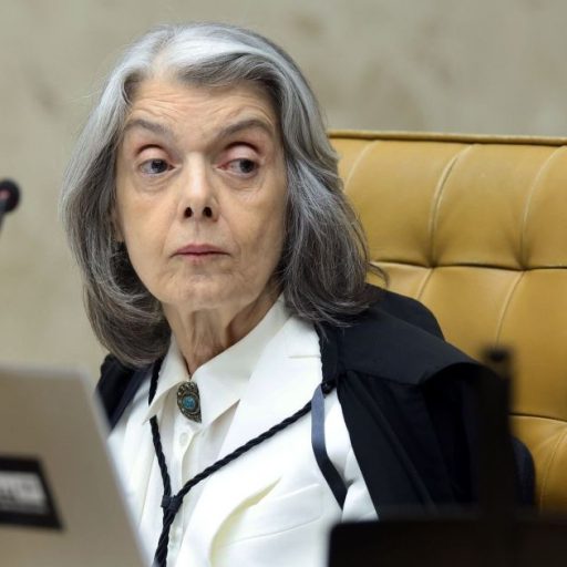 STF analisa relatório da PF sobre mensagens entre Moraes e ex-banqueiro
