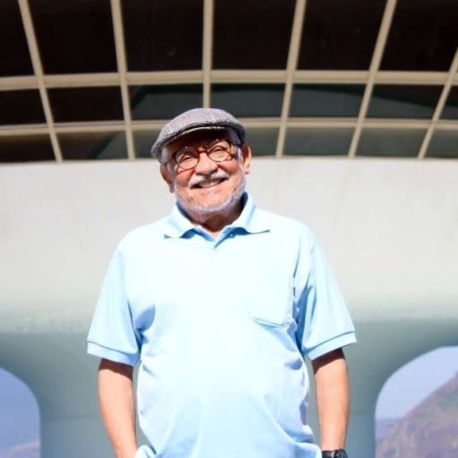 Clemente, aos 78 anos, defende educação de Darcy Ribeiro em candidatura ao Senado