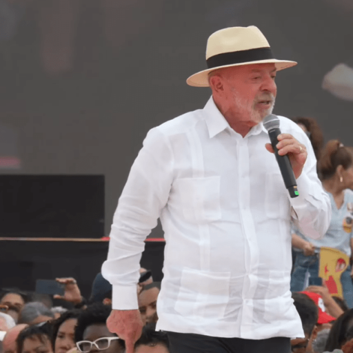 Lula defende gastos com previdência e afirma ter zerado fila do INSS
