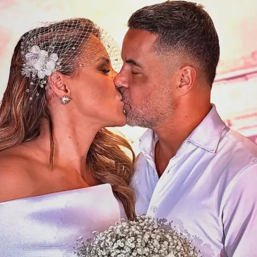 Fabiana Passamani nega separação de Davi após reportagem sobre crise