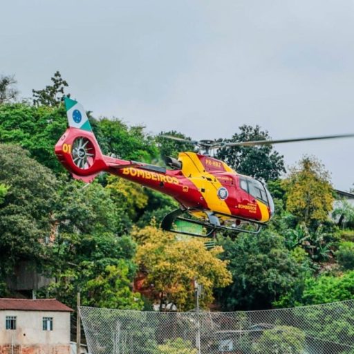 Duas pessoas continuam desaparecidas no Vale do Ribeira após chuvas no Paraná