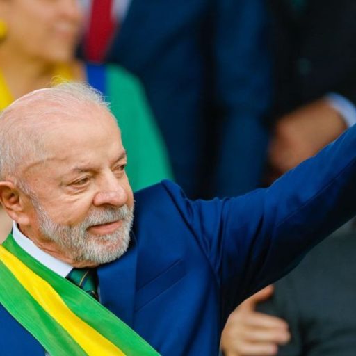 Lula minimiza pesquisas e diz que não vê como não ganhar eleições