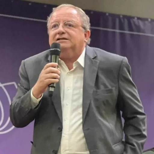 Processo contra pastor Arival cita relato de ex-funcionária com mensagens inapropriadas