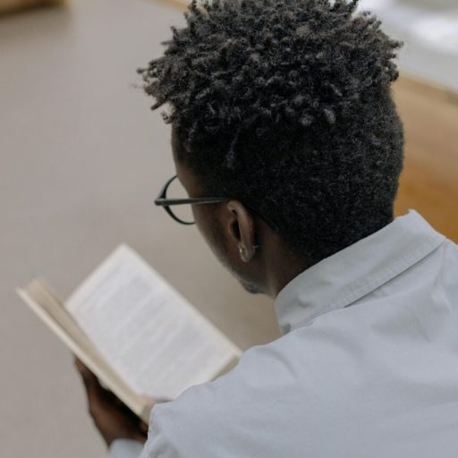 MEC oferece acesso gratuito a mais de 25 mil títulos na biblioteca digital