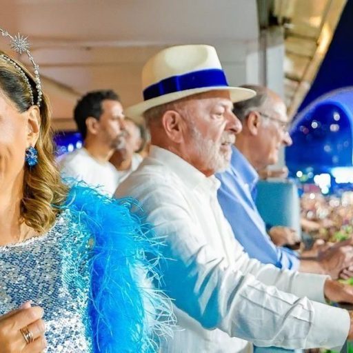 Presidente Lula durante desfile da Acadêmicos de Niterói, no Rio de Janeiro  • Foto: Ricardo Stuckert