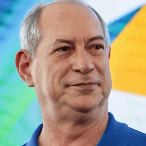 Ciro Gomes evita agenda com Flávio Bolsonaro no Ceará apesar de apoio do PL