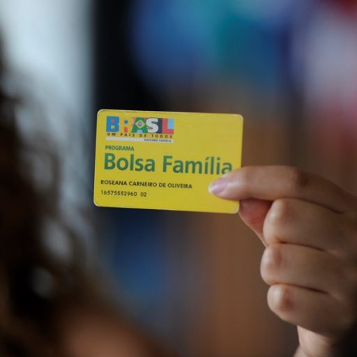 Governo anuncia reajuste do Bolsa Família com impacto de R$ 5,8 bi em 2026