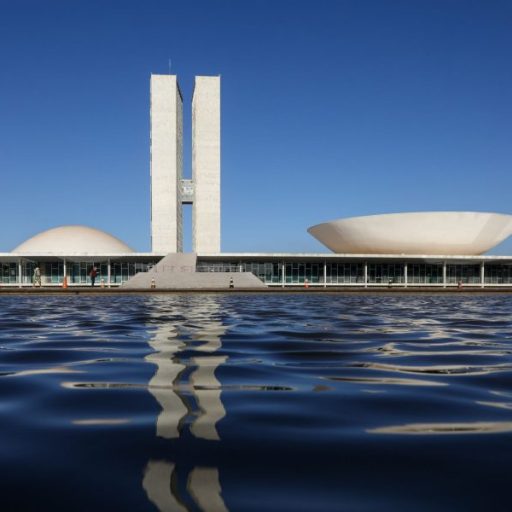 Imunidade tributária a igrejas pode custar R$ 50 bi anuais