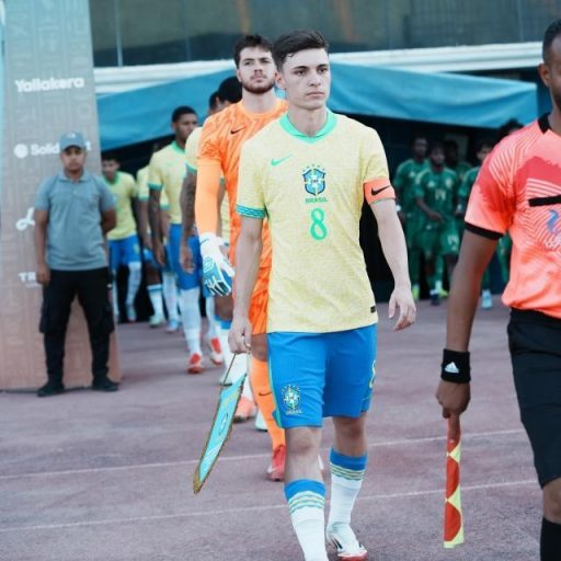 Seleção Brasileira convoca Breno Bidon, meio-campista revelação do futebol nacional