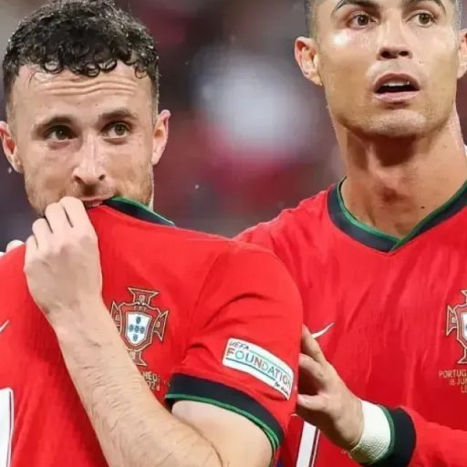 Cristiano Ronaldo pede punição a torcedores por cânticos sobre Diogo Jota