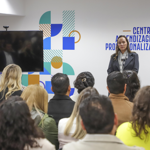 Prefeitura de Curitiba oferece informações sobre cursos profissionalizantes gratuitos