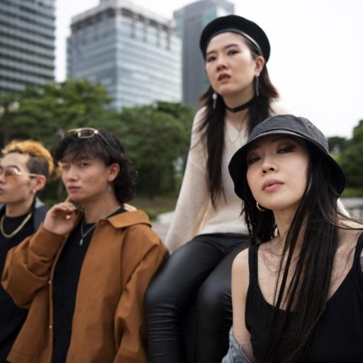 Curitiba realiza evento de cultura coreana após ataques contra fãs de K-pop