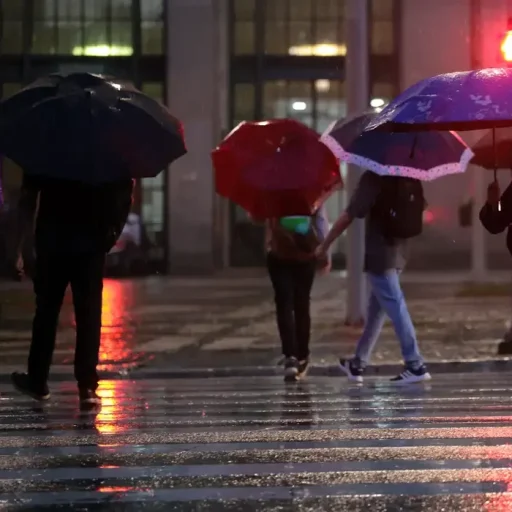 Temperatura cai em Curitiba no fim de semana com sensação de frio intenso