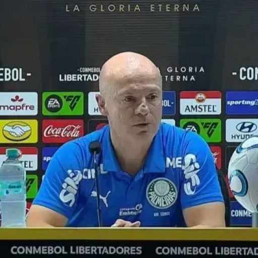 Auxiliar de Abel Ferreira explica desempenho do Palmeiras na Libertadores