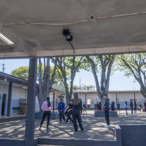 Cianorte substitui sirenes por músicas em 15 escolas para acolher alunos com TEA