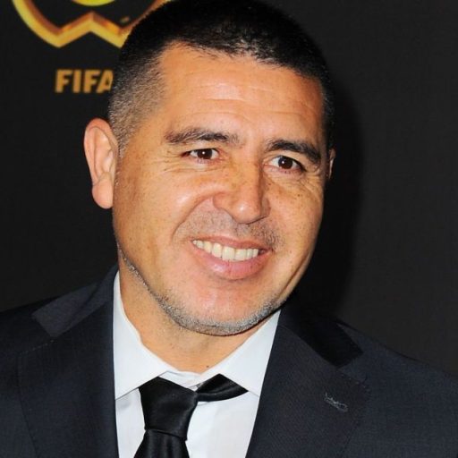 Juan Román Riquelme reage ao descobrir quase 30 mil brasileiros com seu nome