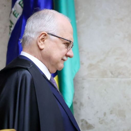 Fachin suspende afastamento de Andrei Rodrigues da PF decidido por Mendonça