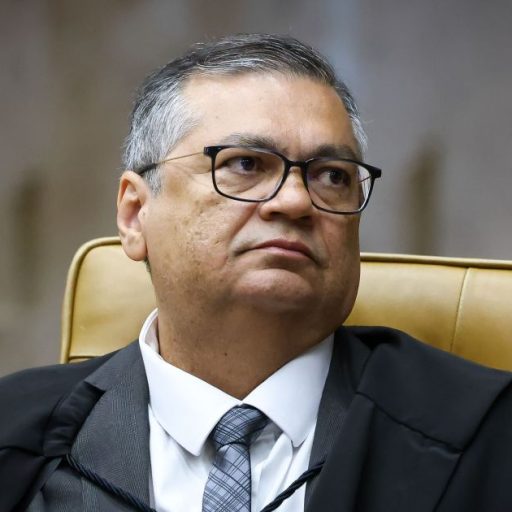STF analisa relatório da PF sobre relação entre Moraes e ex-banqueiro