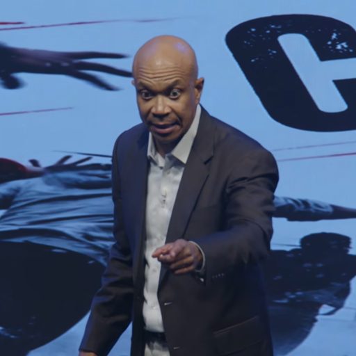 Pastor Delman Coates processa espólio de advogado por fraude imobiliária