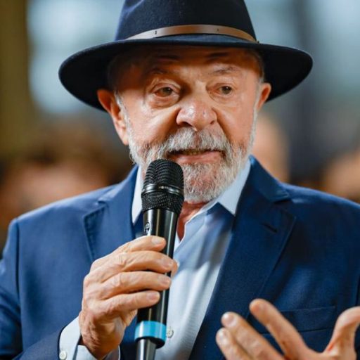 Aprovação de Lula cai para 42% em pesquisa realizada em setembro