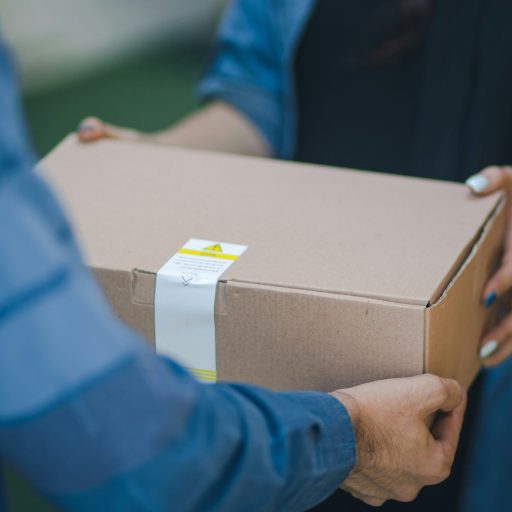 ICMS continua valendo sobre compras internacionais mesmo após fim da taxa das blusinhas