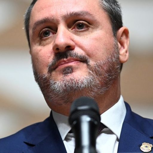 AGU representa diretor da PF em todos os processos no STF