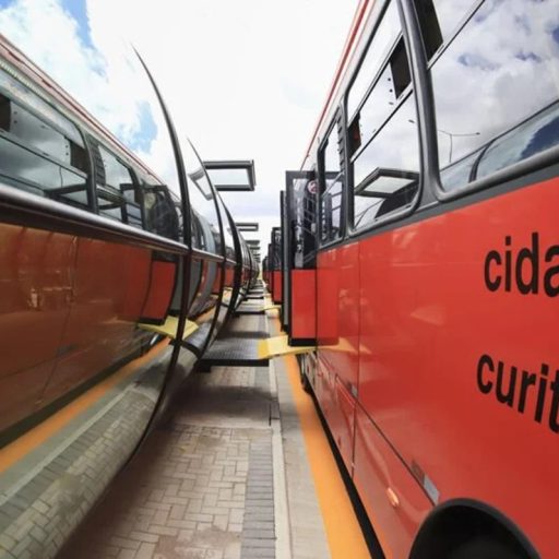 Curitiba pode oferecer tarifa familiar no transporte coletivo